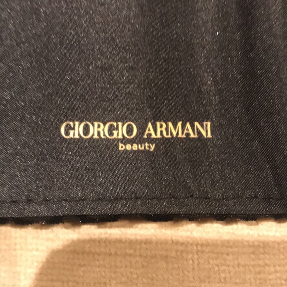 Giorgio Armani brunch holder and bag - Picture 4 of 7